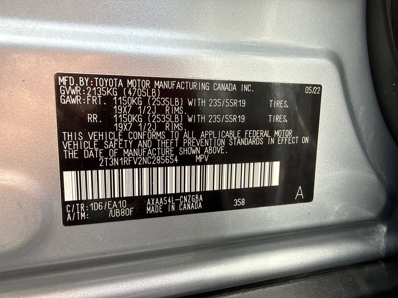 Used 2022 Toyota RAV4 Limited w/ Limited Grade Weather Package AWD/4WD image 32