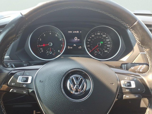 Certified 2021 Volkswagen Tiguan SE R-Line AWD/4WD image 25