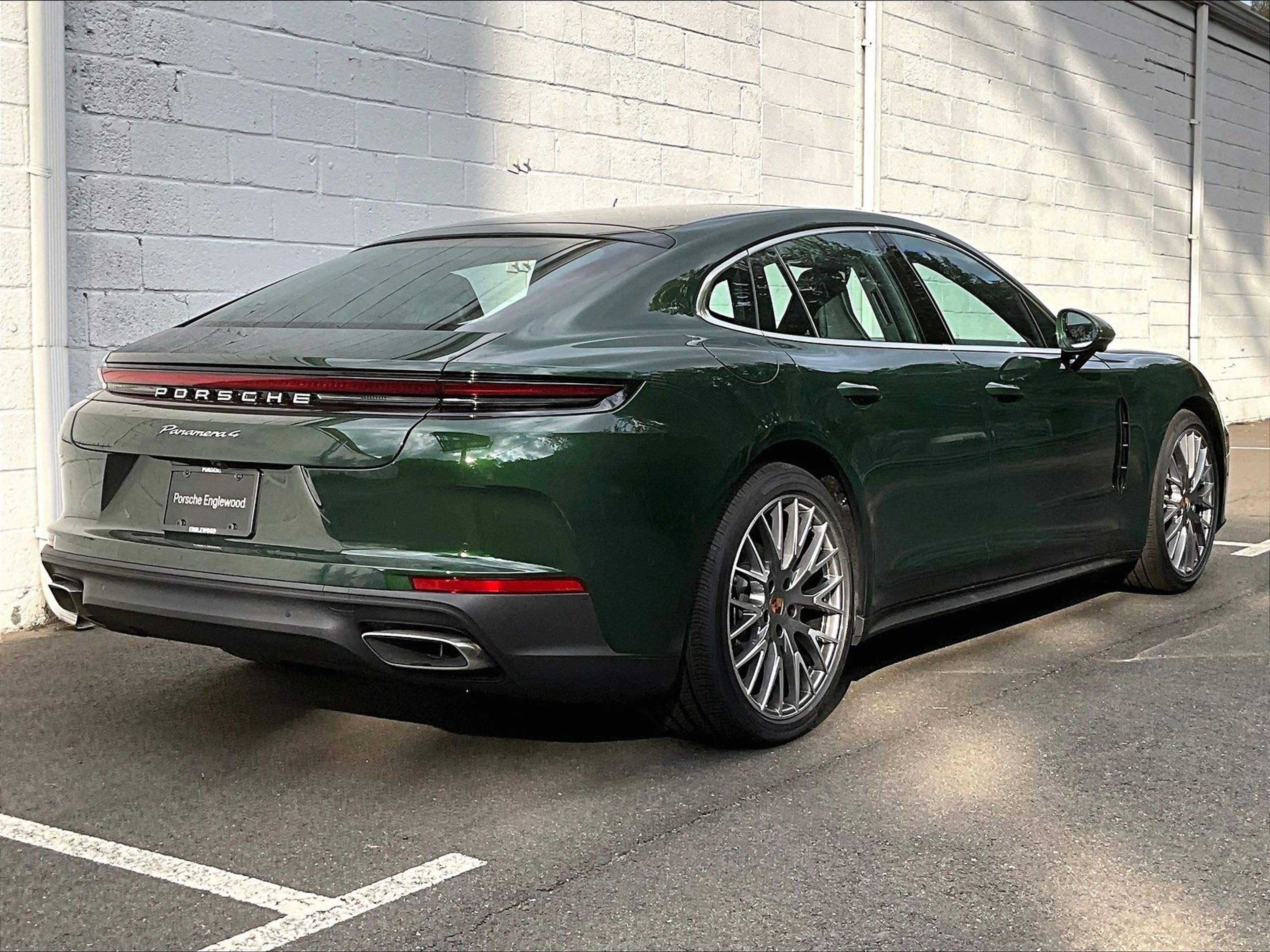 New 2026 Porsche Panamera 4 AWD/4WD image 24