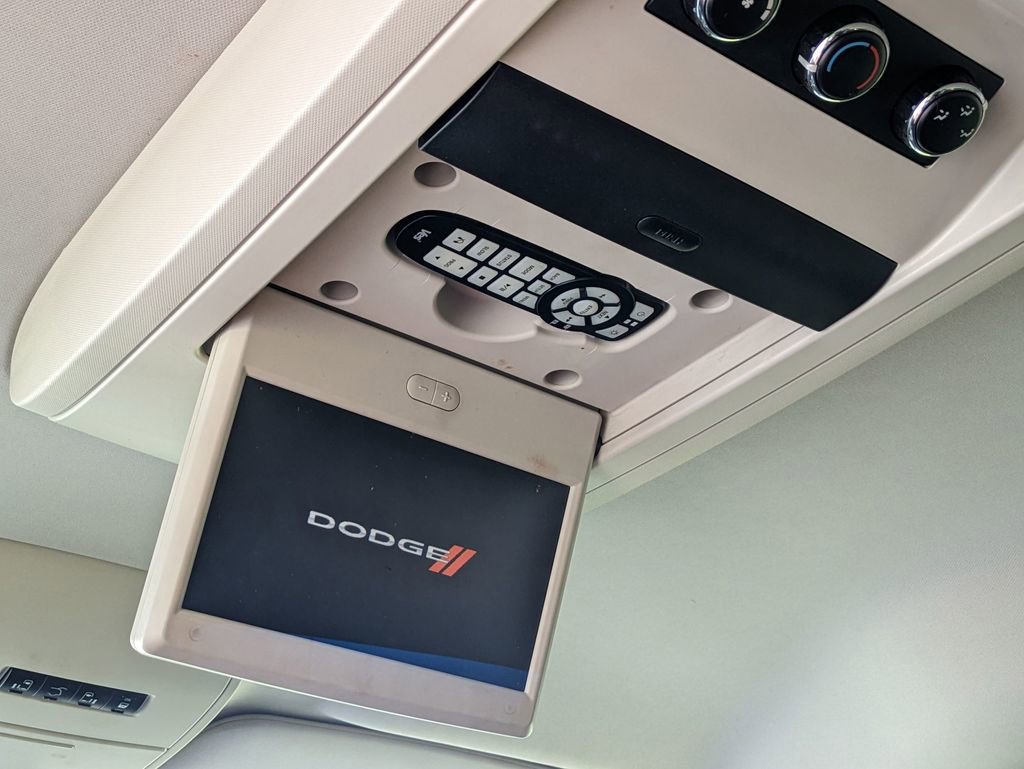 Used 2011 Dodge Grand Caravan Mainstreet w/ PWR Convenience Group image 24