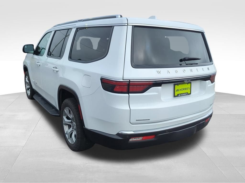 Used 2022 Jeep Wagoneer Series I w/ Premium Group I AWD/4WD image 4
