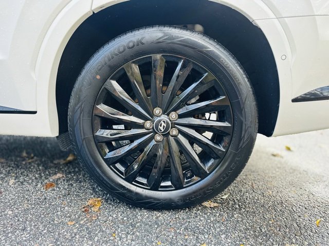 Used 2024 Hyundai Palisade Calligraphy image 31