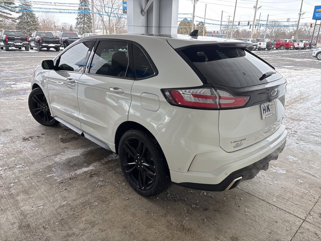 Used 2020 Ford Edge ST w/ Equipment Group 401A image 4