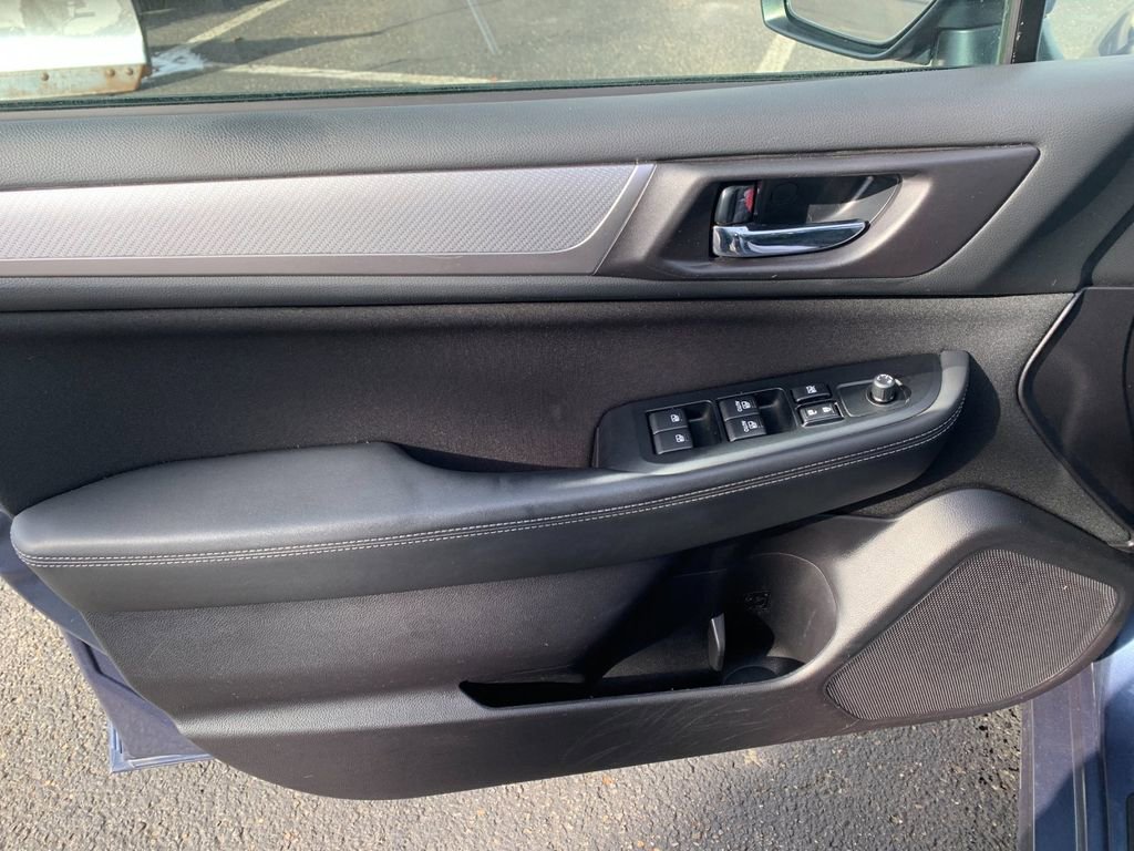 Used 2016 Subaru Legacy 2.5i Premium image 13