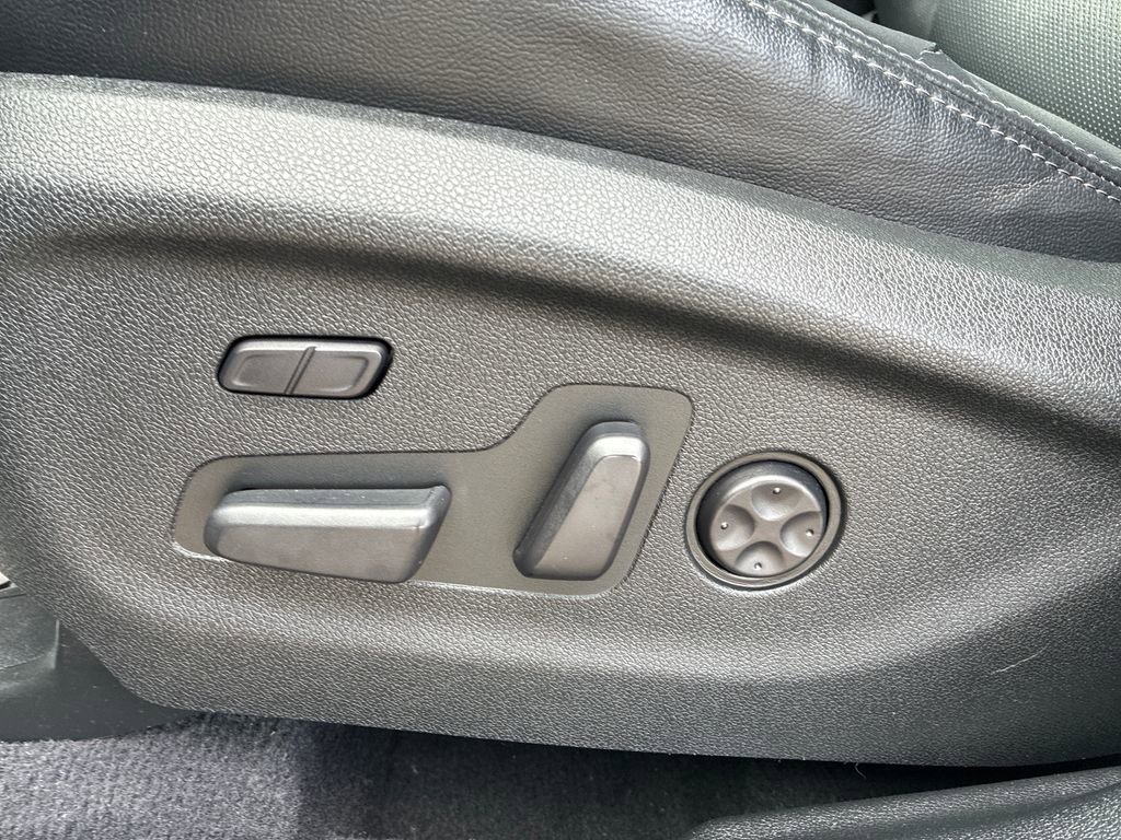 Used 2019 Kia Sorento SX image 10