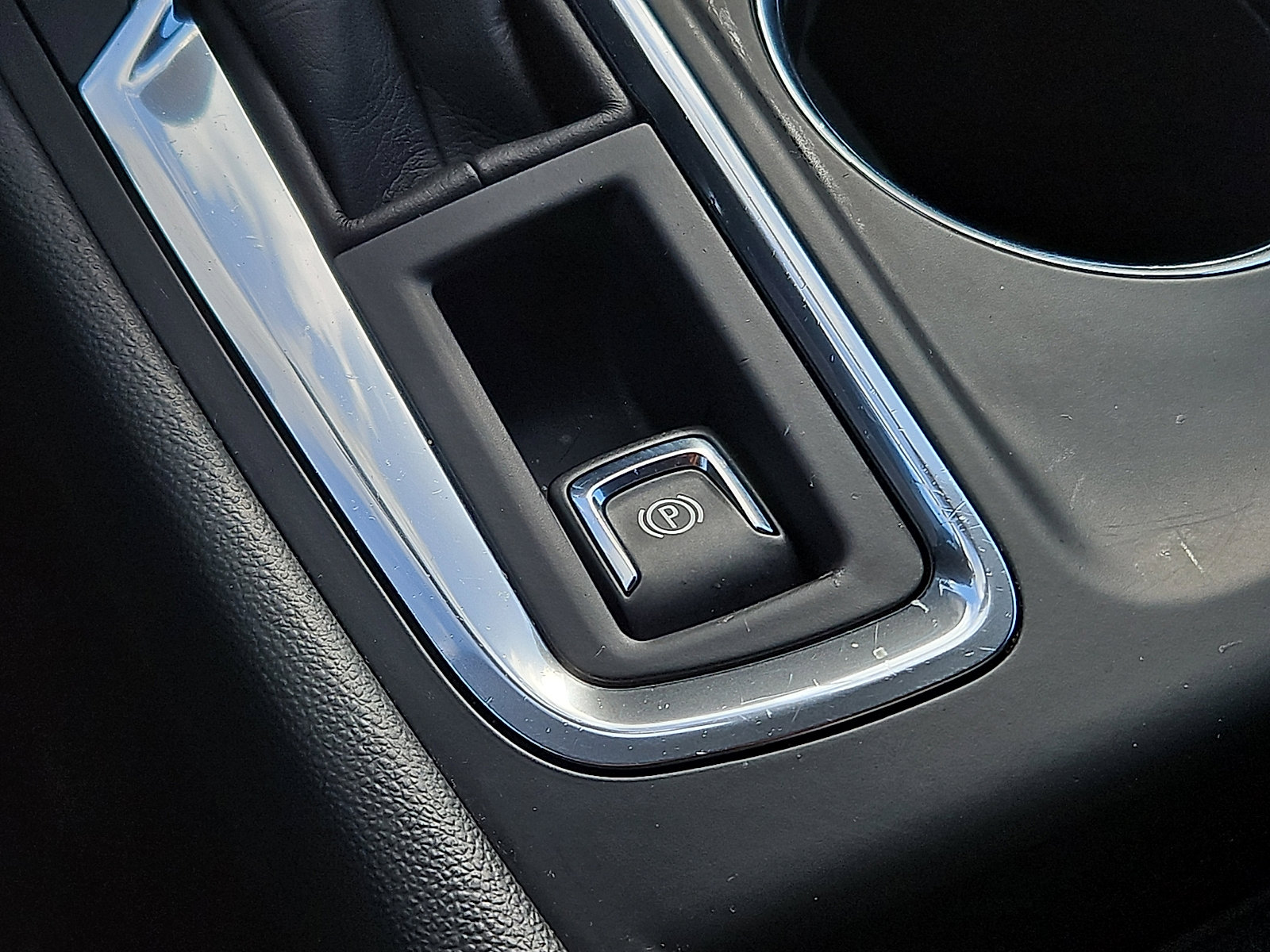 Used 2023 Chevrolet Equinox LS w/ LS Convenience Package image 24