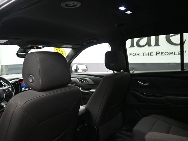 Used 2023 Chevrolet Traverse LT image 25