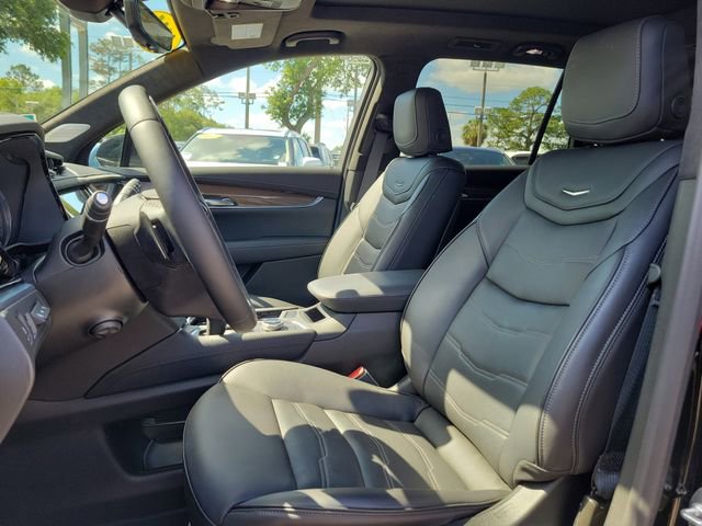 Certified 2025 Cadillac XT6 Premium Luxury w/ Platinum Package AWD/4WD image 23