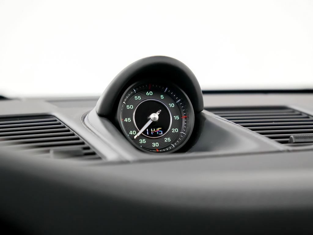 Certified 2024 Porsche 911 Turbo image 27