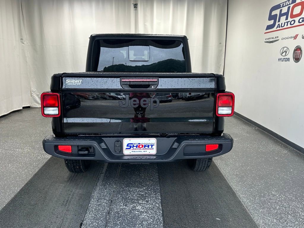 New 2025 Jeep Gladiator Sport AWD/4WD image 6