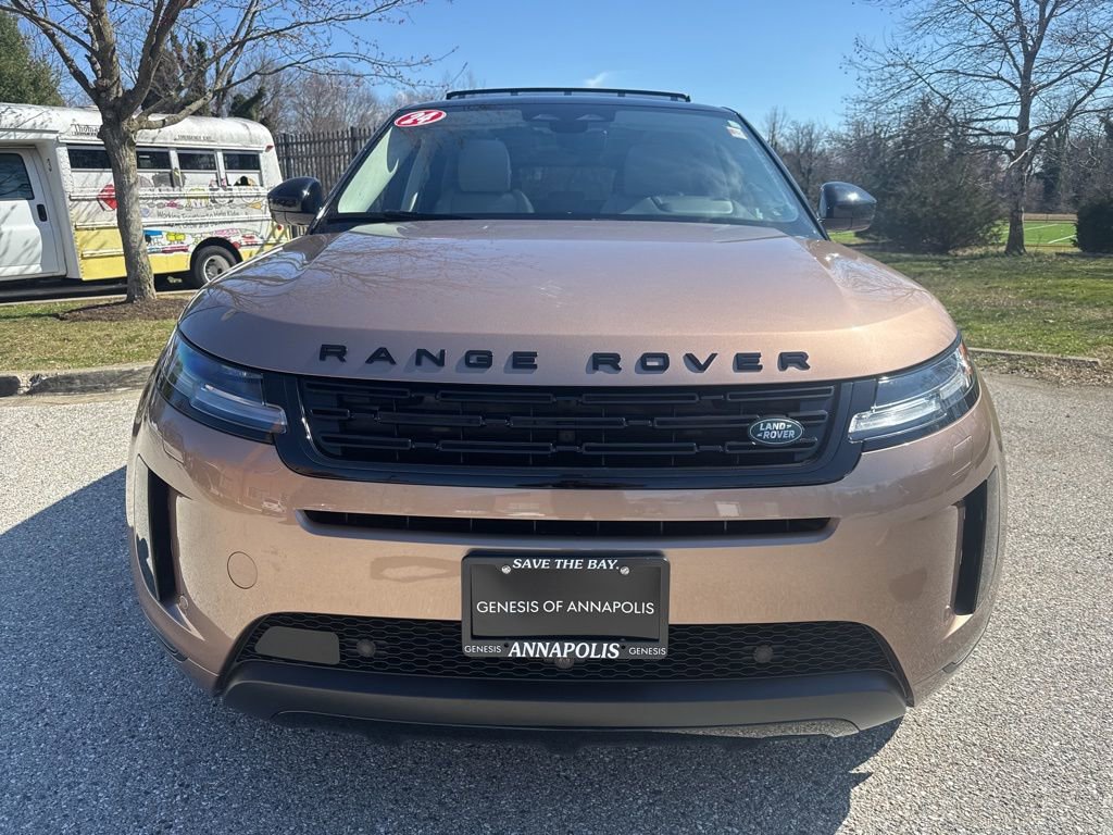 Used 2024 Land Rover Range Rover Evoque S image 2