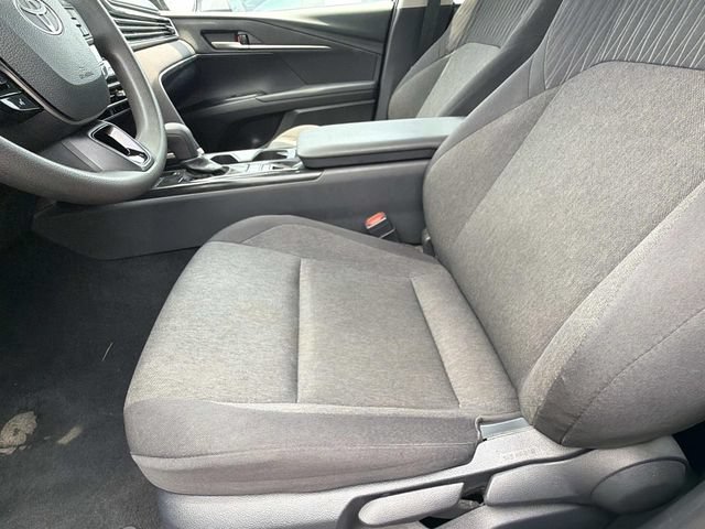 Used 2025 Toyota Camry LE FWD image 18
