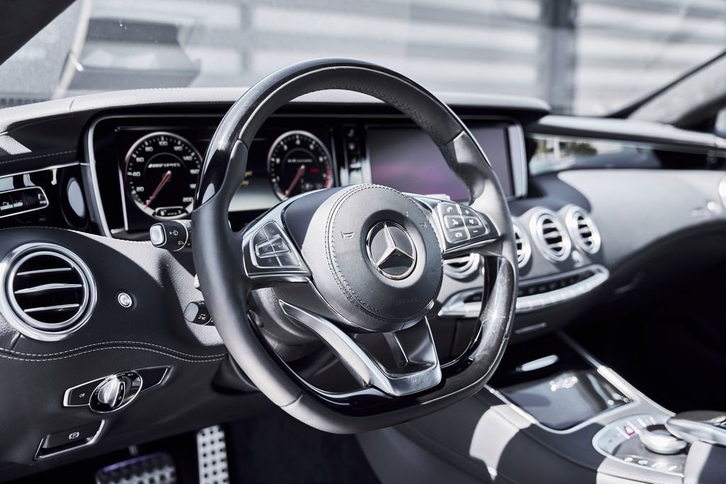 Used 2016 Mercedes-Benz S 63 AMG 4MATIC Coupe image 32