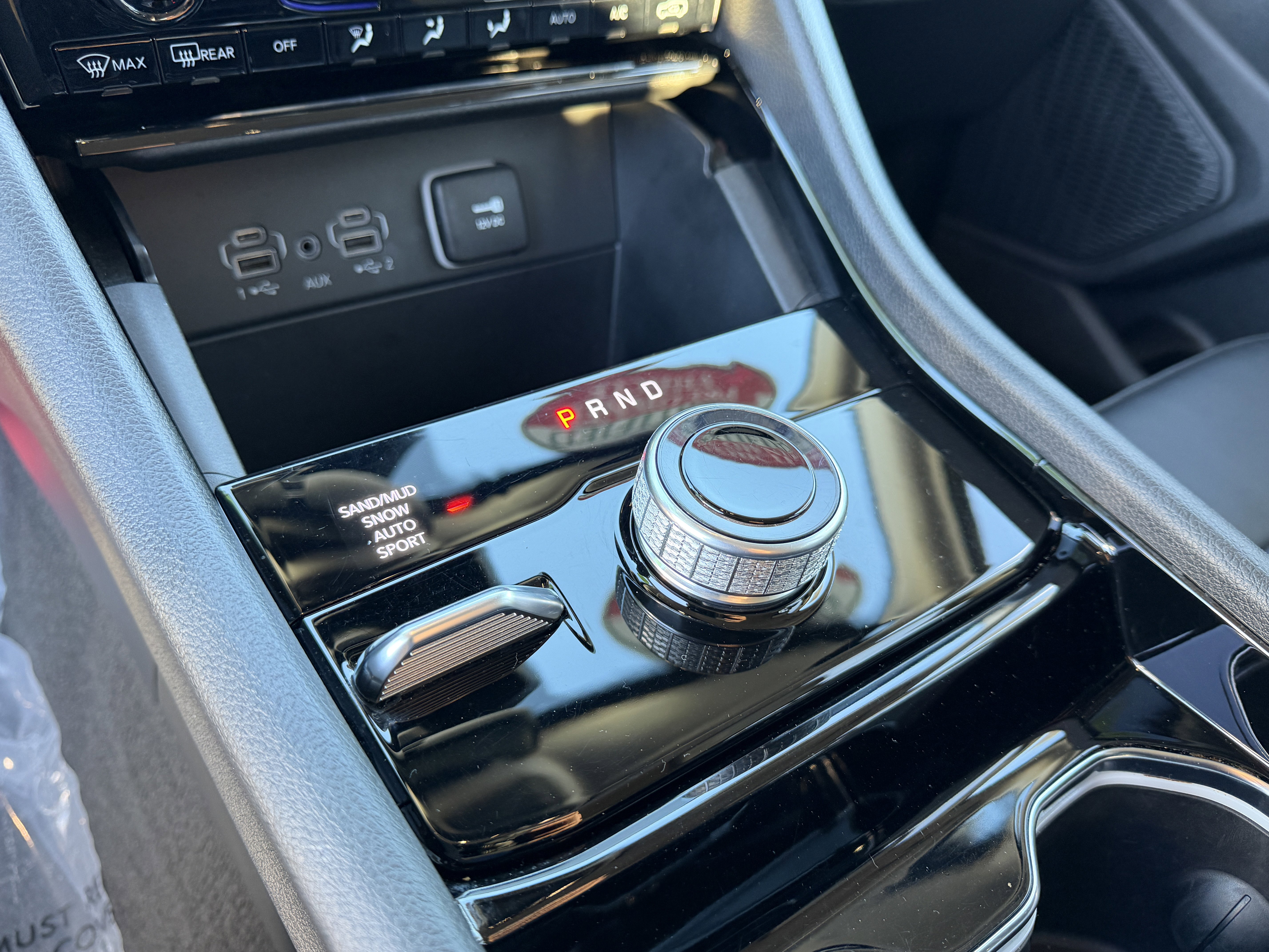 Used 2023 Jeep Grand Cherokee Limited image 17