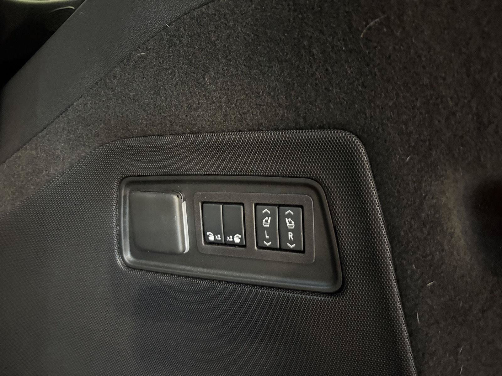 Used 2026 Cadillac Escalade V w/ LPO, ONYX Package AWD/4WD image 40