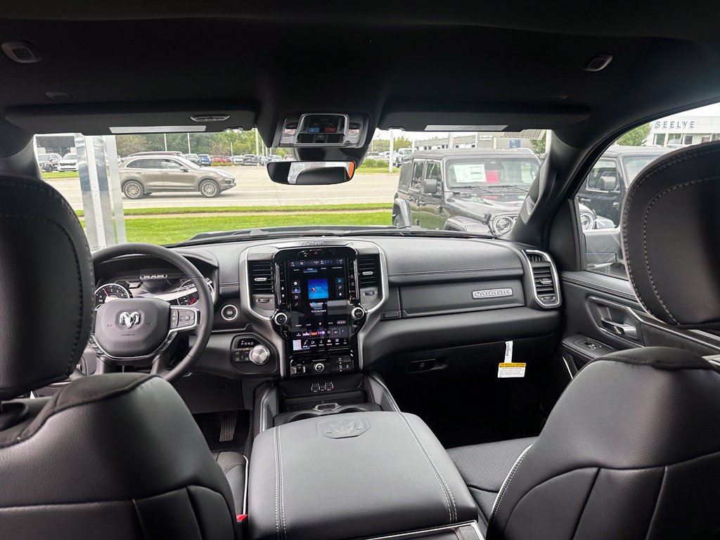 New 2027 RAM 1500 Laramie w/ Sport Appearance Package AWD/4WD image 33