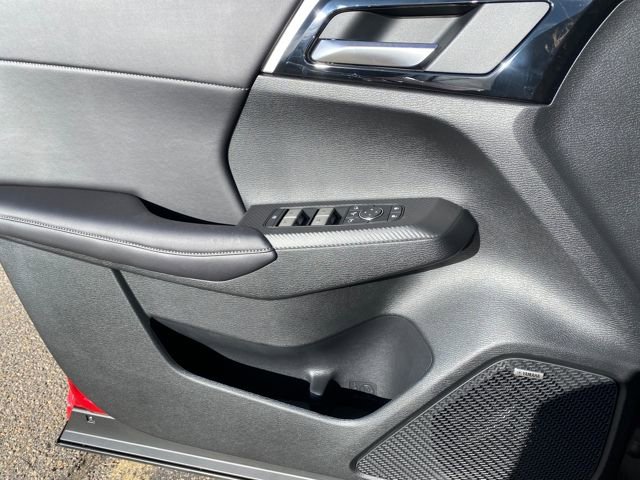 New 2026 Mitsubishi Outlander SE image 16