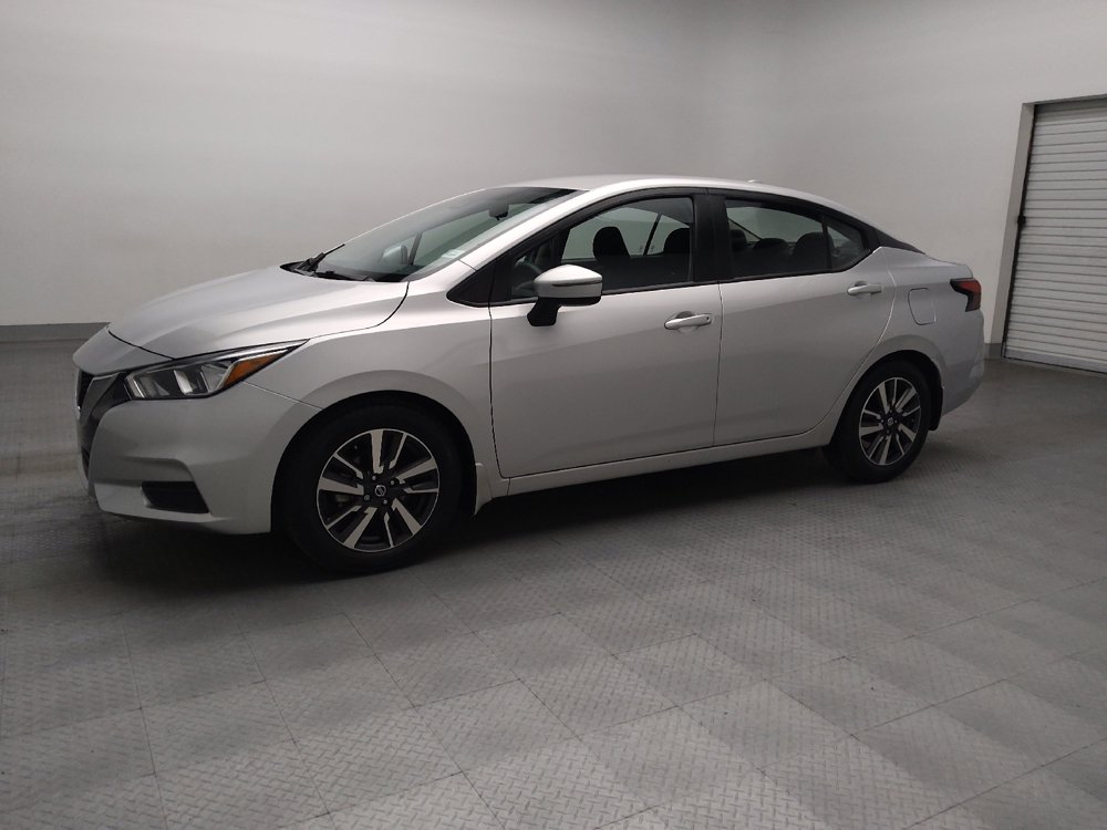 Used 2021 Nissan Versa SV FWD image 2