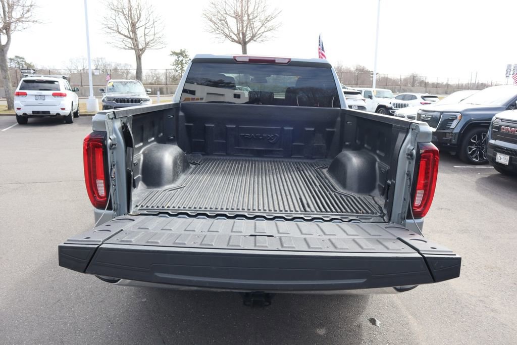 Used 2026 GMC Sierra 1500 SLT image 8