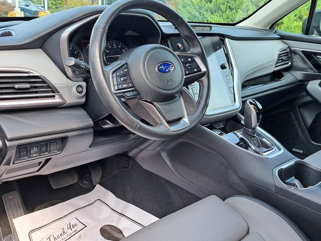 Certified 2025 Subaru Outback Limited AWD/4WD image 8