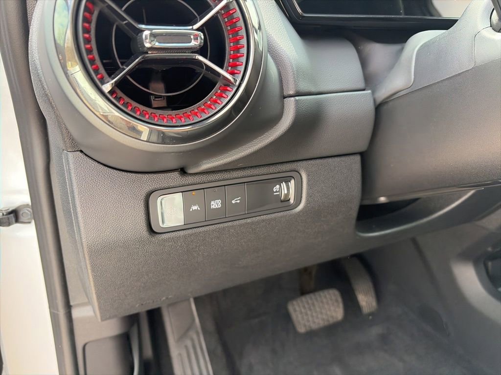 Used 2024 Chevrolet Equinox EV RS FWD image 23