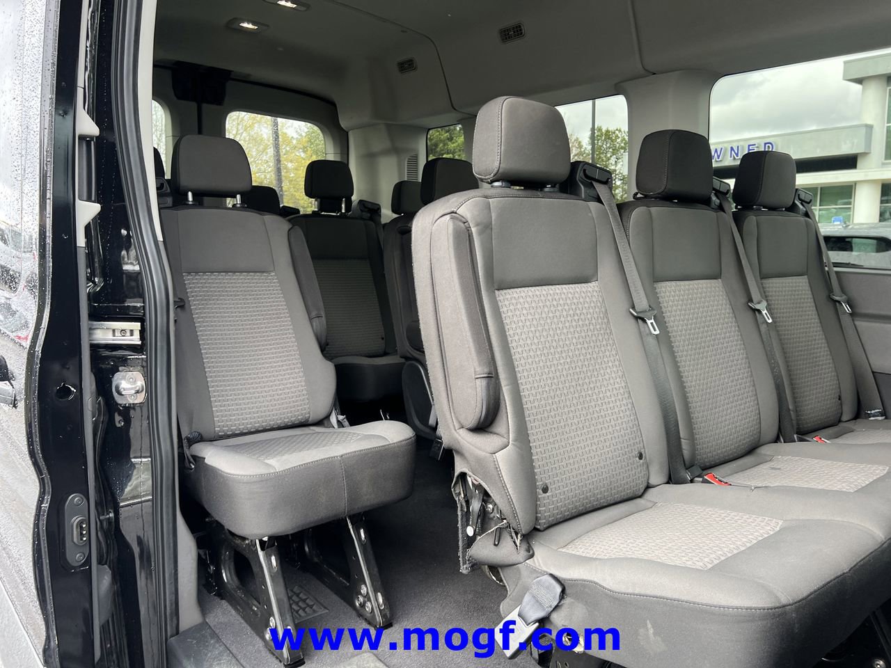 Used 2024 Ford Transit 350 XLT image 22