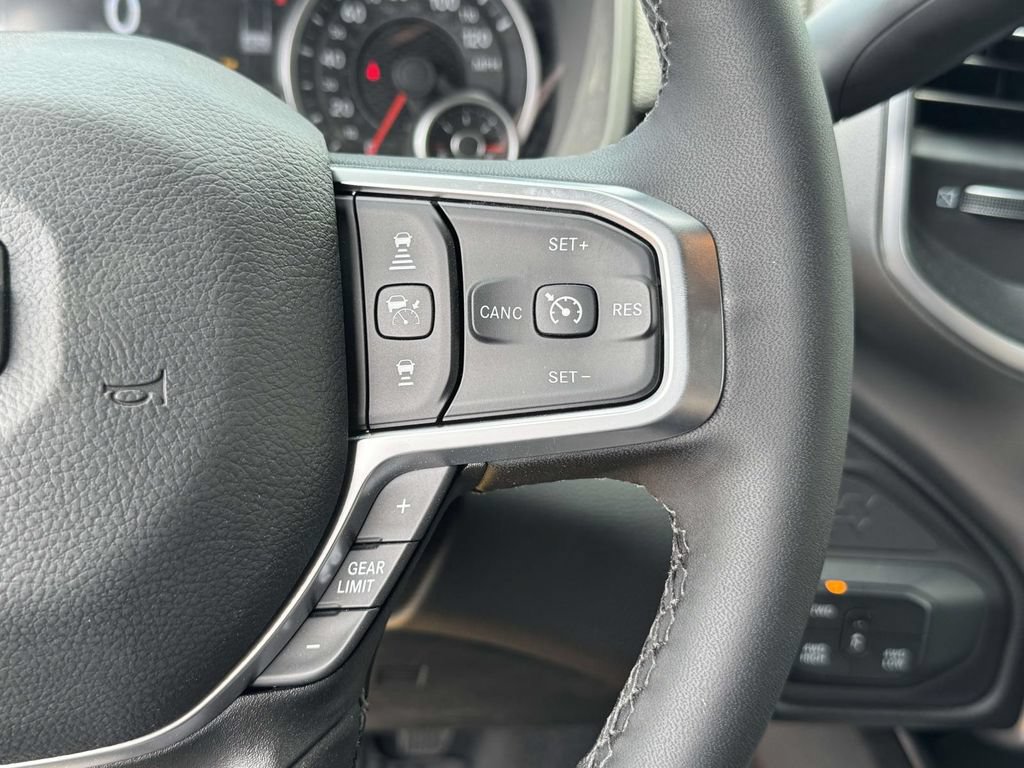 New 2026 RAM 3500 Big Horn AWD/4WD image 22
