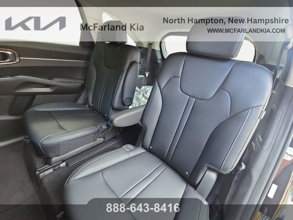 New 2025 Kia Sorento EX w/ EX Panoramic Sunroof Package image 14