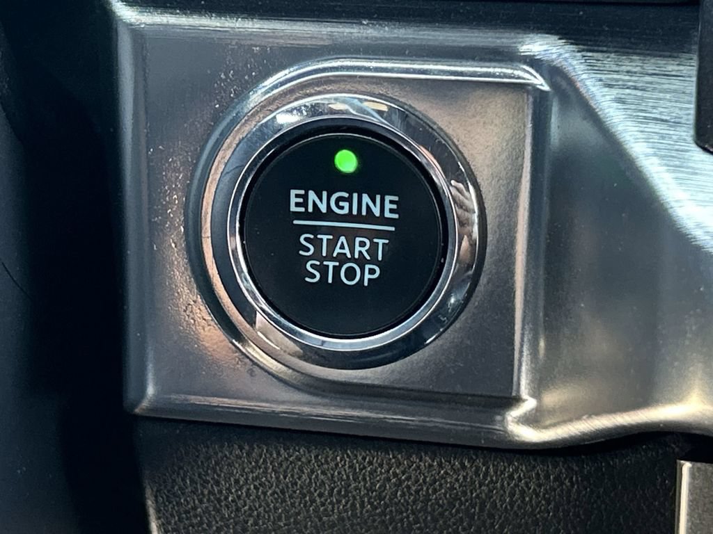 Used 2022 Ford F150 Lariat AWD/4WD image 17