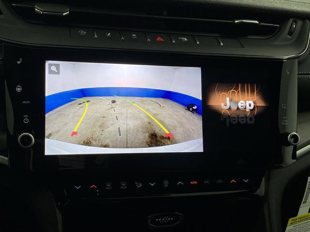 New 2026 Jeep Grand Cherokee Altitude image 11