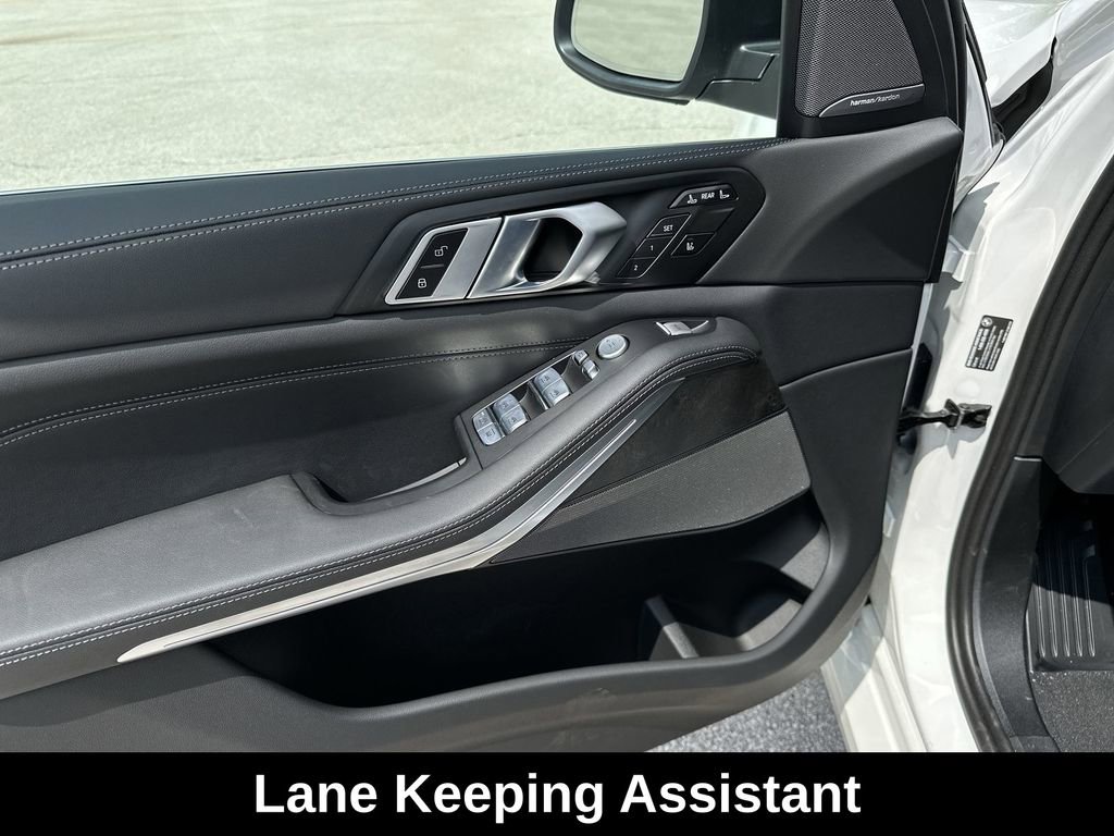 Used 2025 BMW X7 xDrive40i image 36