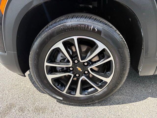 Used 2025 Chevrolet TrailBlazer LT AWD/4WD image 13
