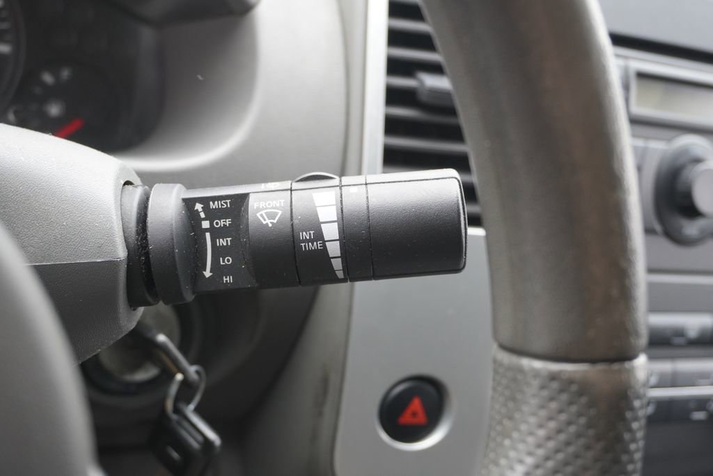 Used 2012 Nissan Frontier SV image 14