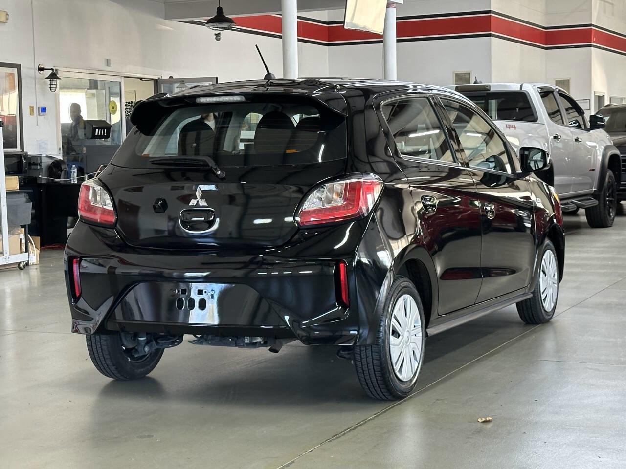 Used 2024 Mitsubishi Mirage ES image 2