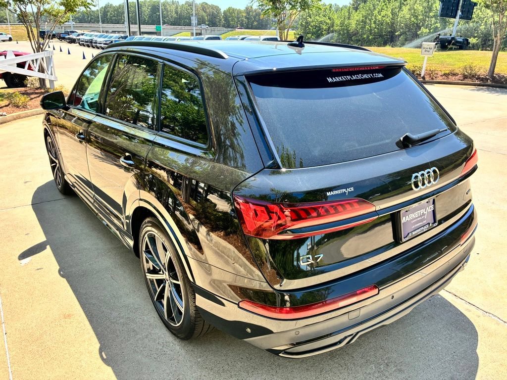 Used 2023 Audi Q7 3.0T Prestige AWD/4WD image 11