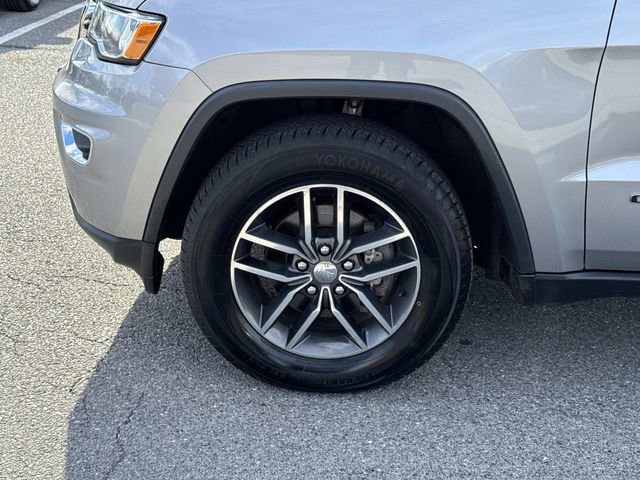 Used 2018 Jeep Grand Cherokee Limited image 8
