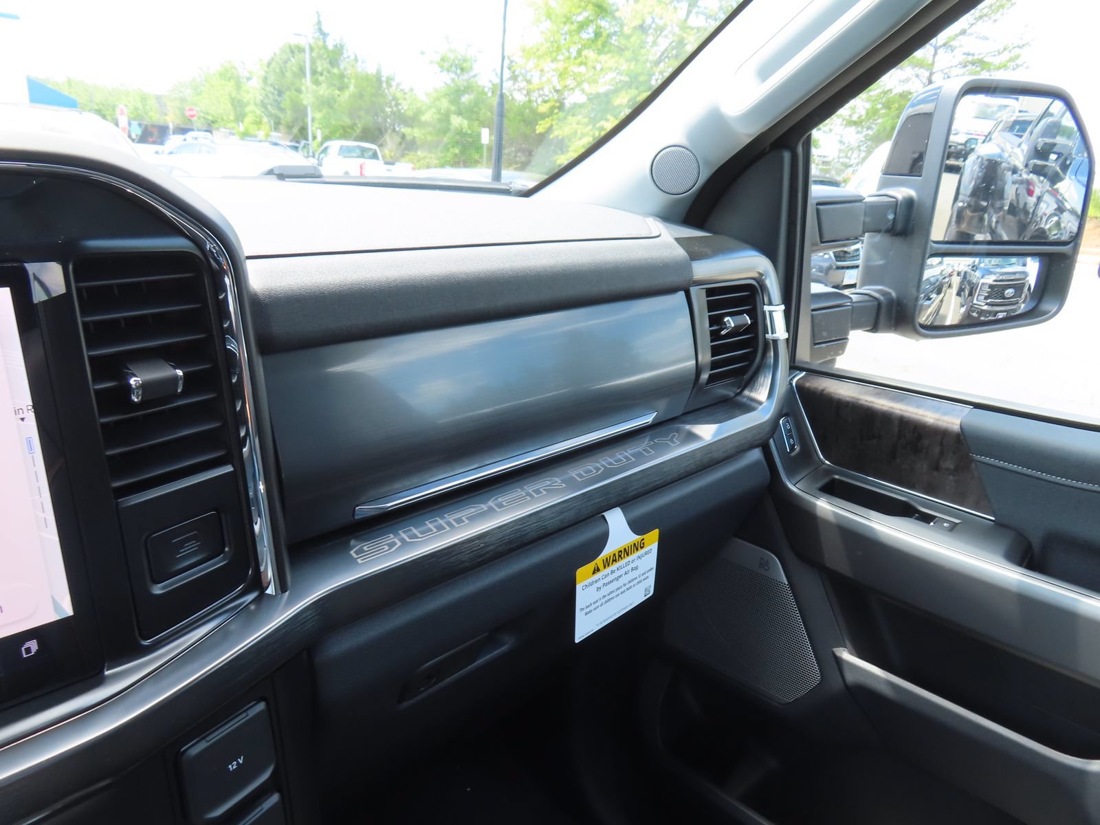 New 2026 Ford F250 Lariat w/ Tremor Off-Road Package AWD/4WD image 15