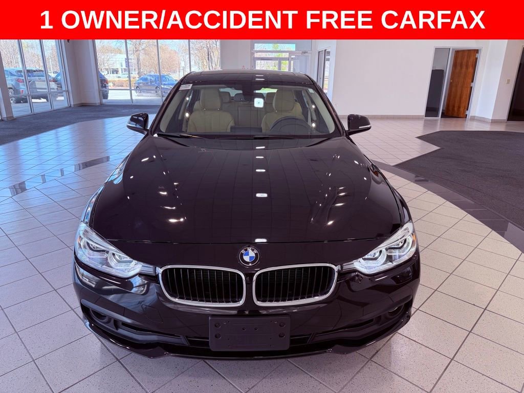 Used 2018 BMW 320i 320i NAV/SUNROOF/BLINDSPOT/1 O w/ Convenience Package image 2