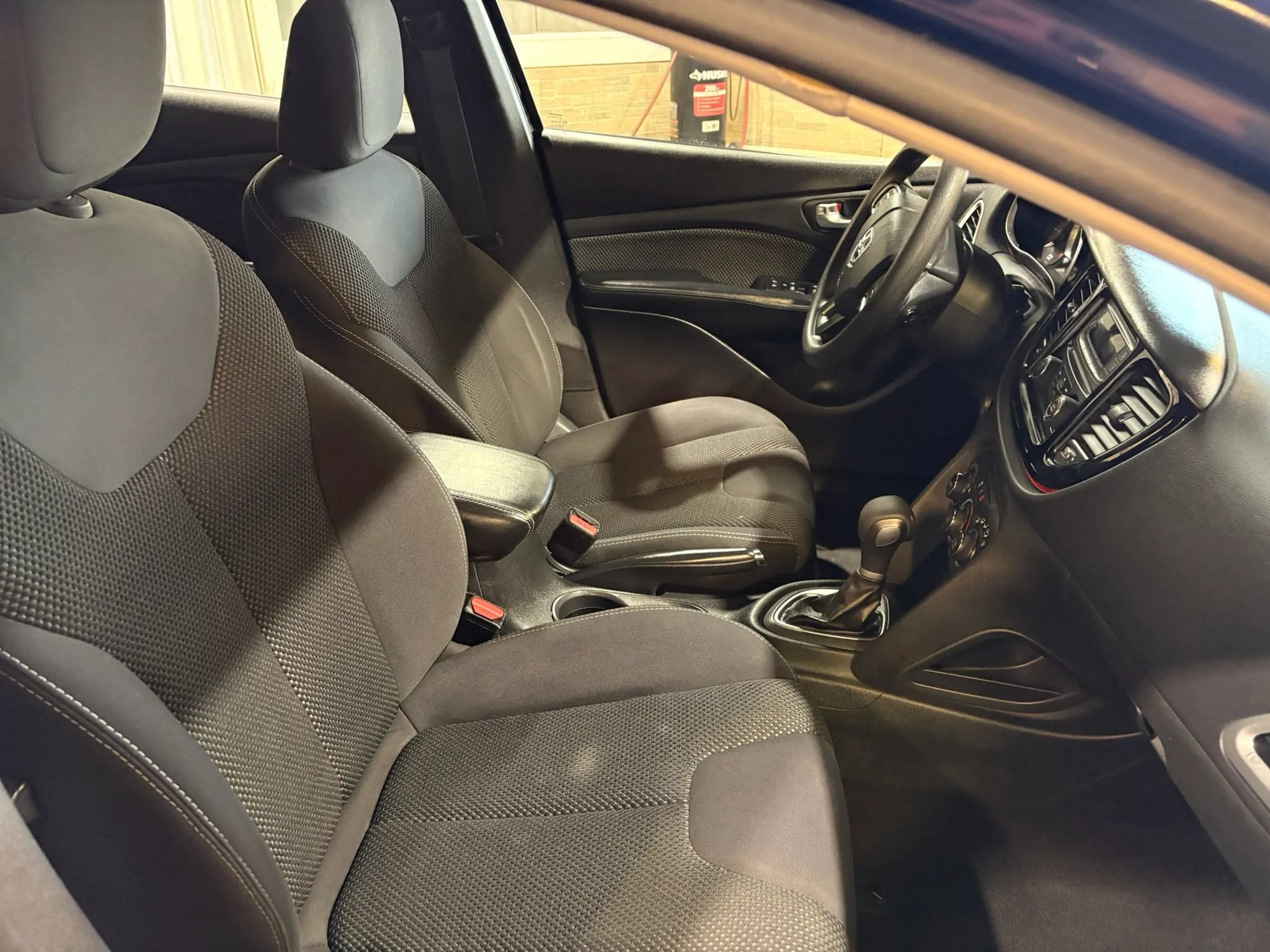 Used 2015 Dodge Dart SXT FWD image 19