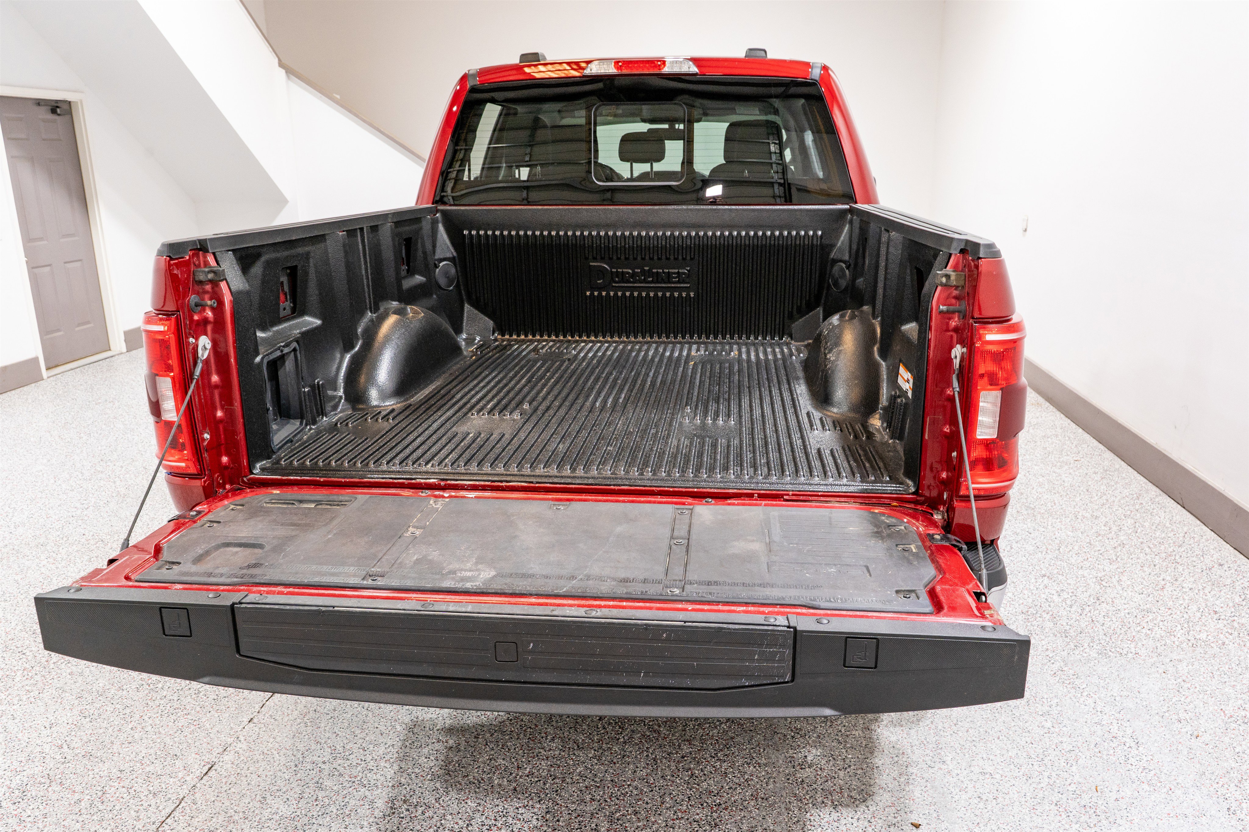 Used 2022 Ford F150 XLT w/ Equipment Group 302A High image 11