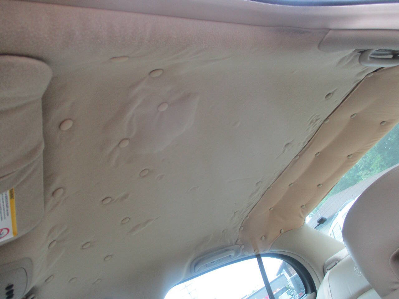 Used 2004 Buick Le Sabre Limited w/ Celebration Edition Package image 9