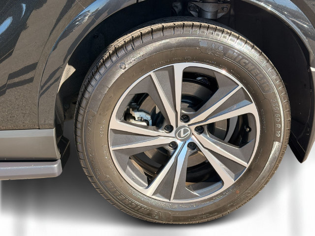 Certified 2024 Lexus RX 350h w/ Convenience Package AWD/4WD image 11