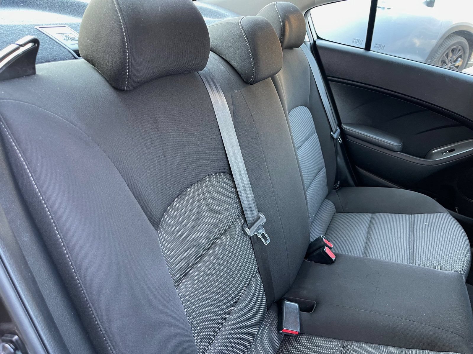 Used 2017 Kia Forte LX FWD image 18