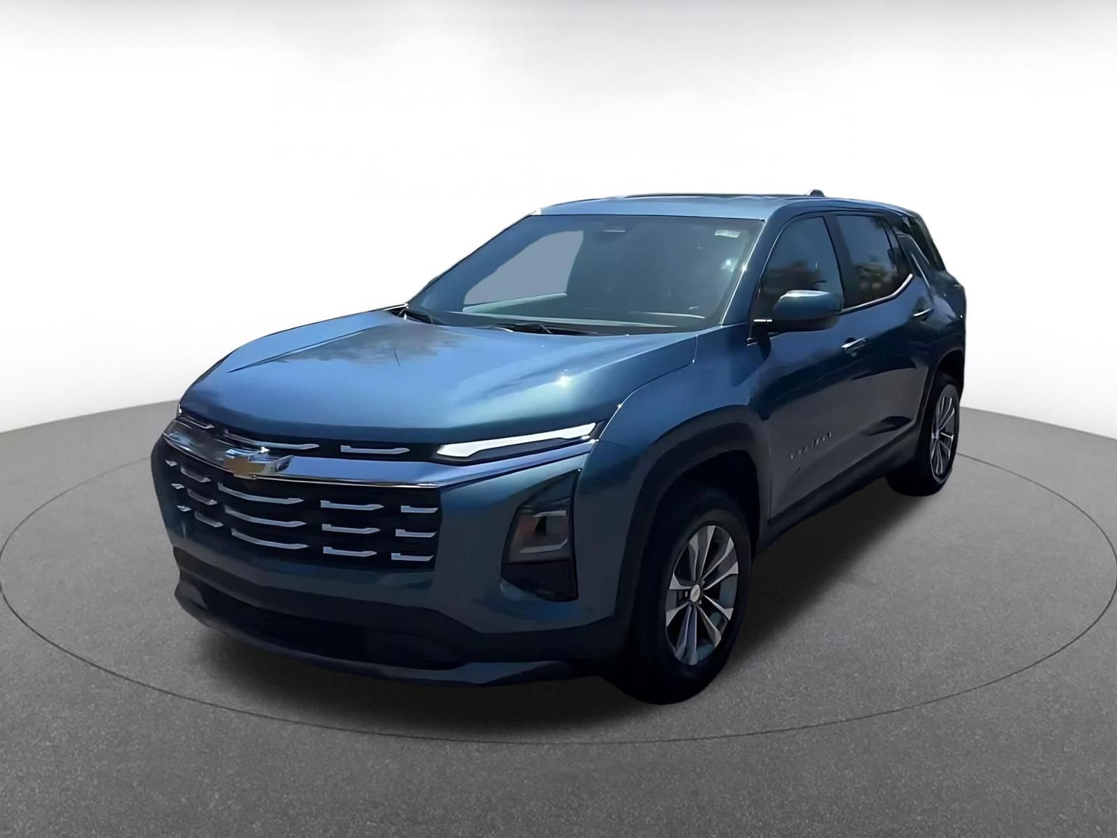 Used 2025 Chevrolet Equinox LT AWD/4WD image 7
