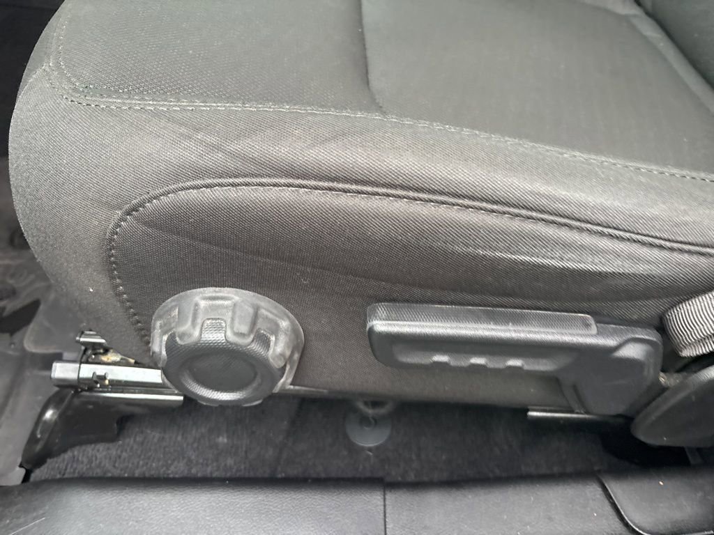 Used 2023 Jeep Wrangler Unlimited w/ Cold Weather Group image 30