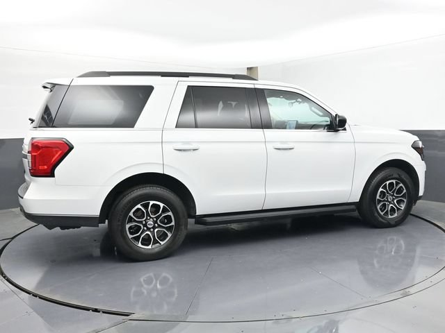 Used 2023 Ford Expedition XL AWD/4WD image 43