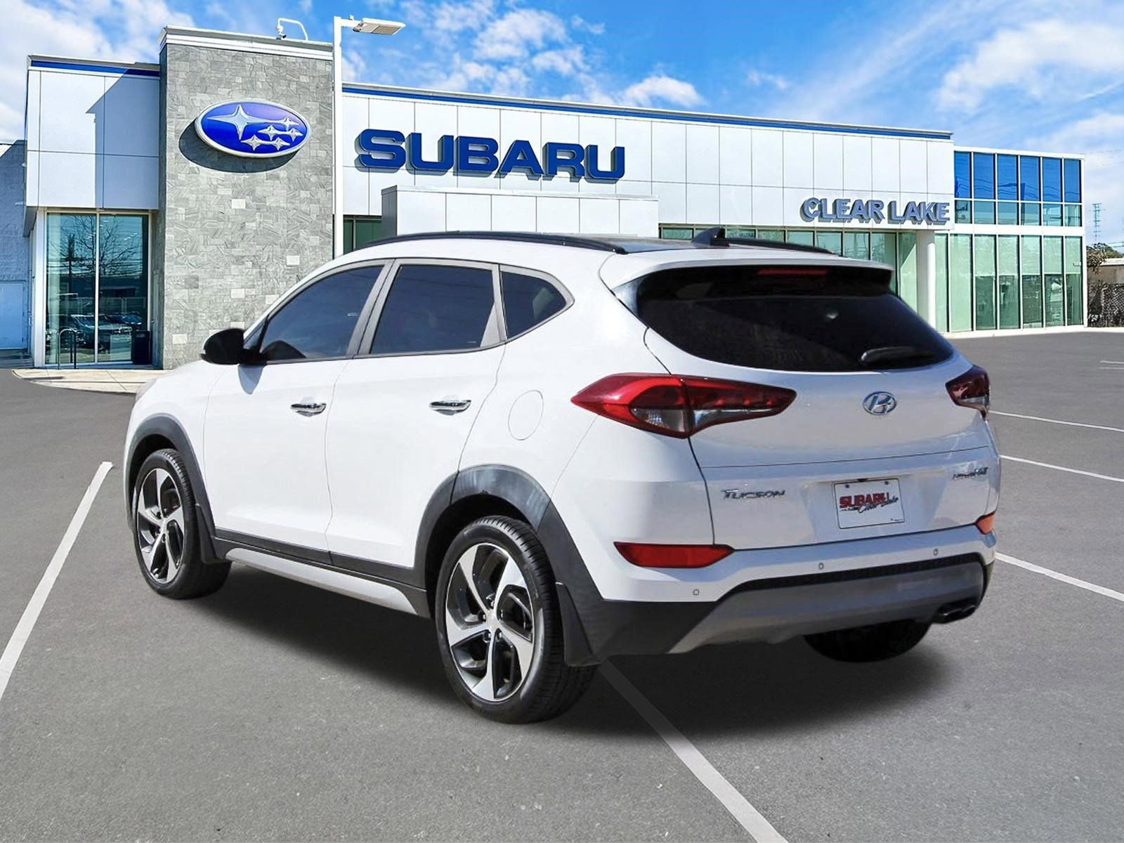 Used 2017 Hyundai Tucson Limited w/ Limited Ultimate Package 03 image 4