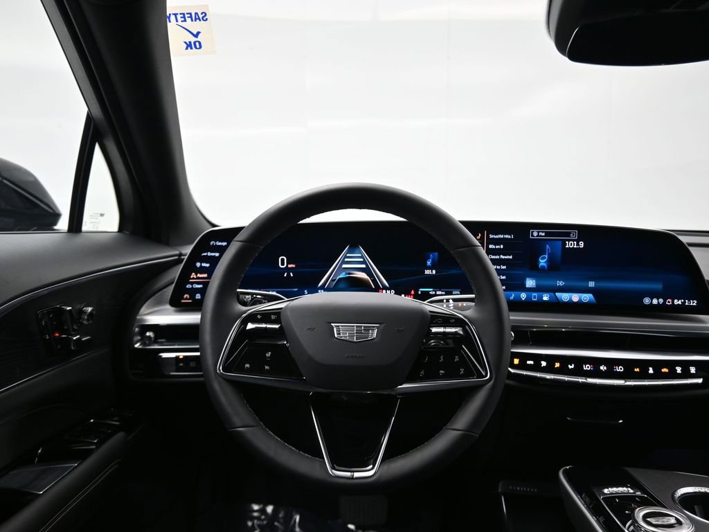 Used 2025 Cadillac Lyriq Luxury image 33