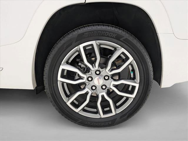 Used 2022 GMC Terrain Denali w/ LPO, Cargo Package image 22