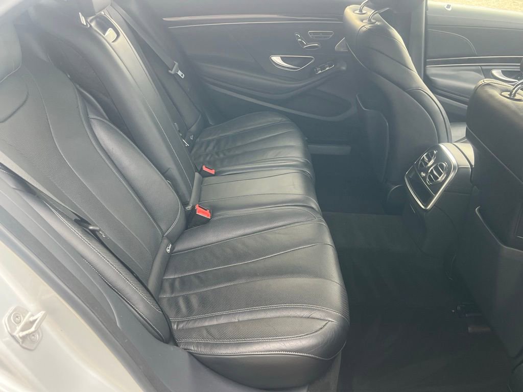 Used 2017 Mercedes-Benz S 550 4MATIC Sedan w/ Sport Package image 17